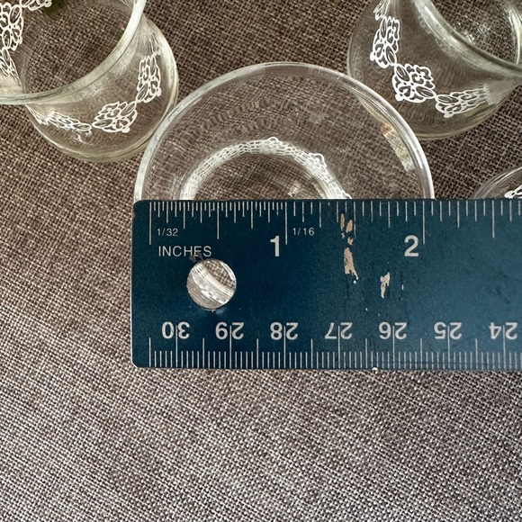 Vintage Mini Juice Glasses Tulip Bell Shaped  3 1/4”T - Picture 3 of 3